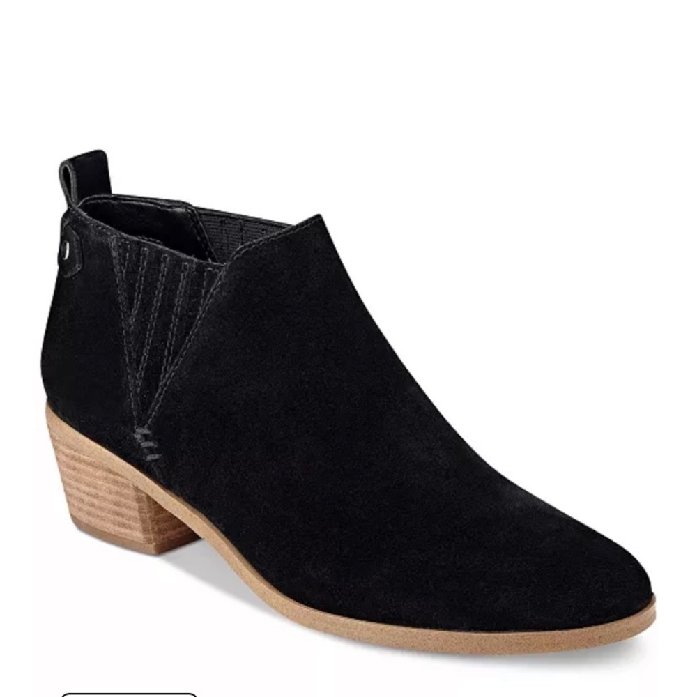 Marc Fisher Wilde Ankle Boots